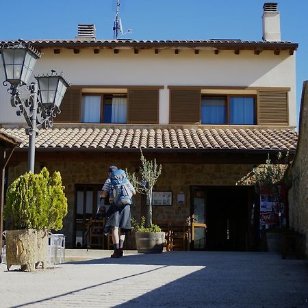 Hostal Camino Del Perdon Uterga Kültér fotó