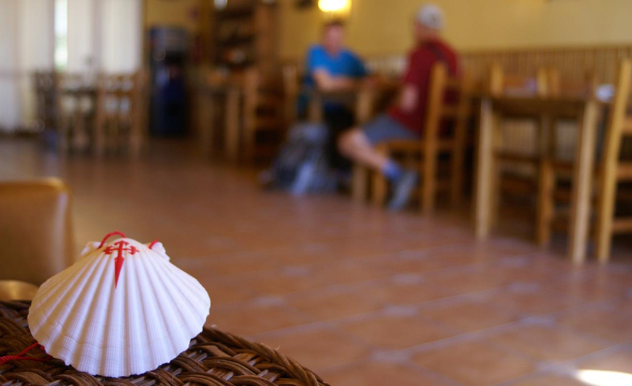 Hostal Camino Del Perdon Uterga Kültér fotó