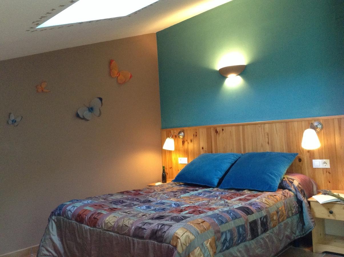 Hostal Camino Del Perdon Uterga Kültér fotó